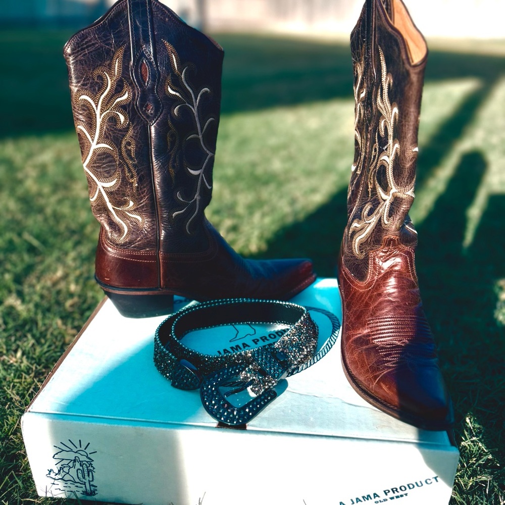 Brown Western Cowgirl Boots -Belt sold Separately